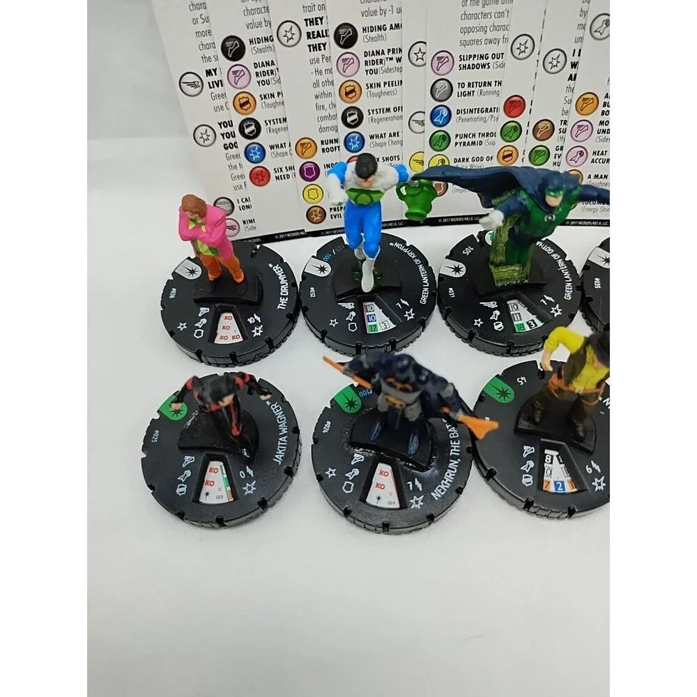 Lot Of (10) Heroclix 15th Anniversary 4-Rares 4-Uncommon 2-Commons With Cards